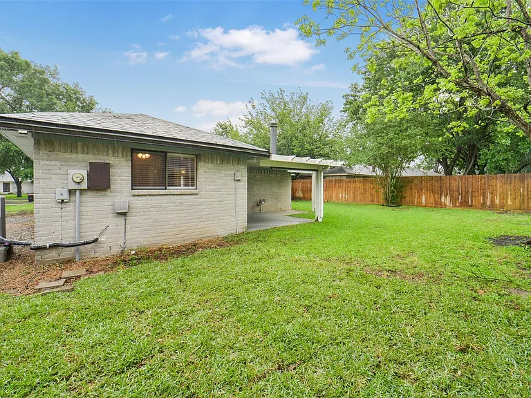 21211 Park Mount Dr — Photo 47