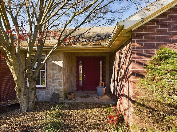 5th image of 42 Milsap Cir