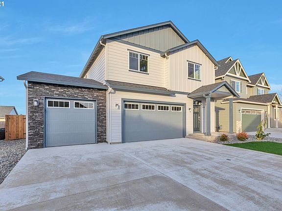 5th image of 10408 NE 63rd St