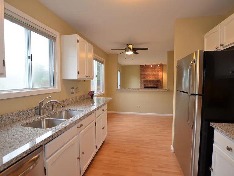 387 Amy Ct — Photo 22