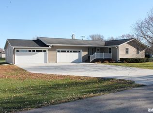2 Pleasant View Dr, Annawan, IL 61234