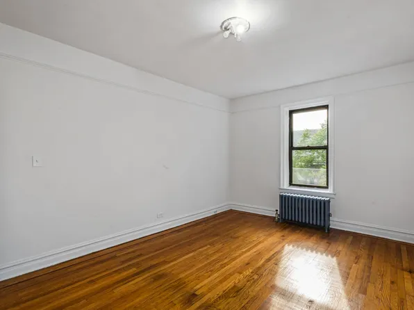 83-10 35th Avenue image 8 of 17