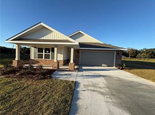 12614 Ellens Cove Dr N, Grand Bay, AL 36541