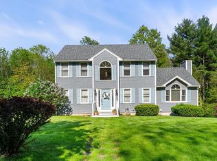 11 Hammond Farm Rd, Haverhill, MA 01832