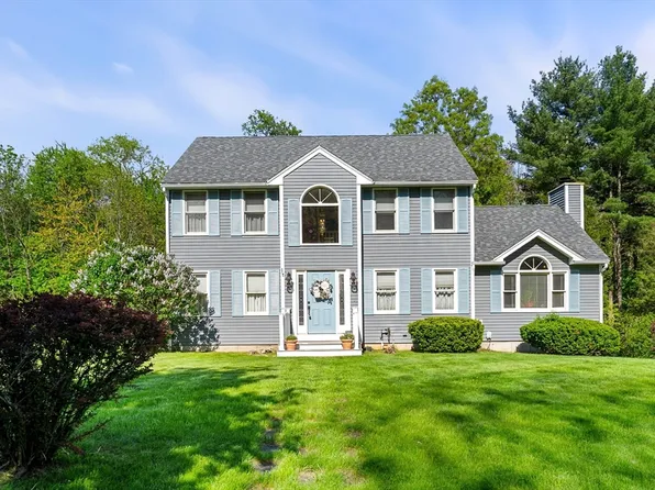 11 Hammond Farm Rd, Haverhill, MA 01832