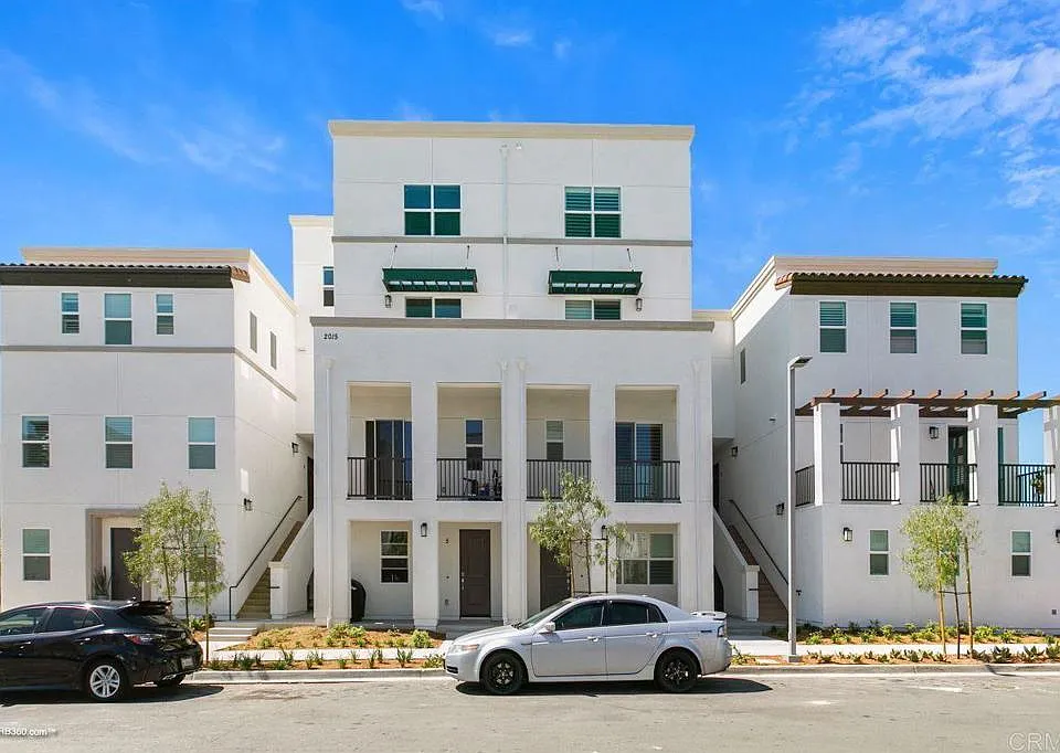 2015 Mindoro Ln #2