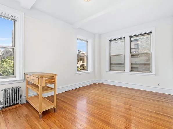 170 West 74th Street image 1 of 8