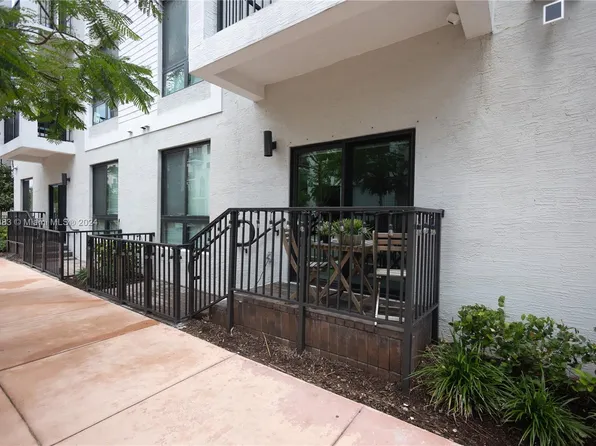 8363 NW 41st St #A-102, Doral, FL 33166
