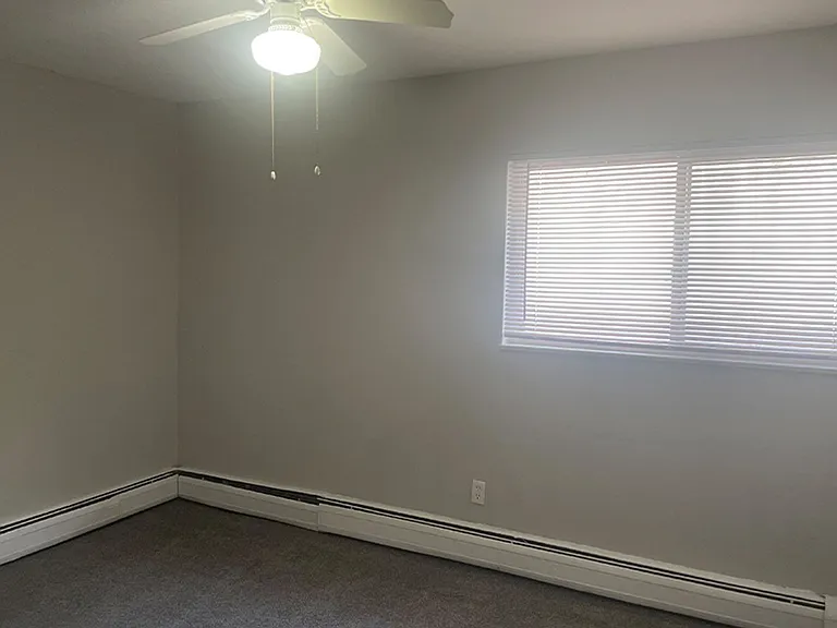 550 Lowell Ave — Photo 21