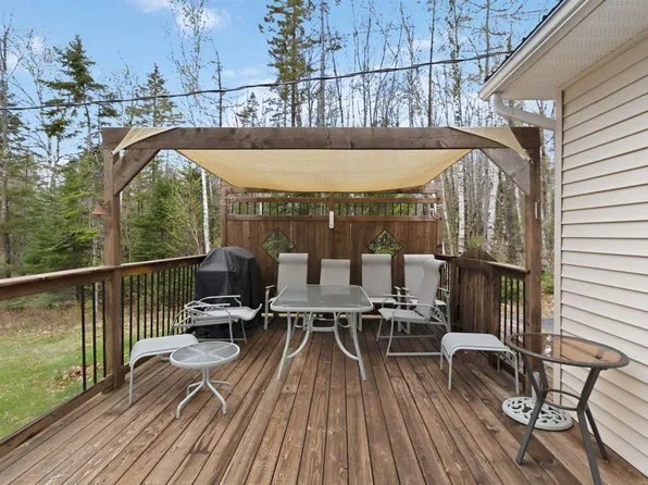 630 Elmwood Rd, Lunenburg, NS B0R 1A0