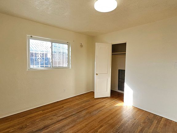 4th image of 5321 Marble Ave NE