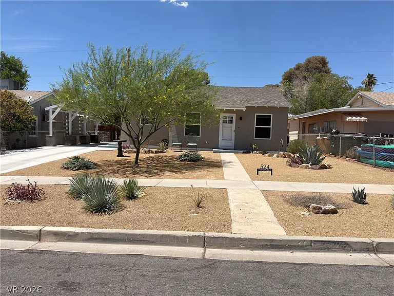 524 Hopi Pl — Photo 2