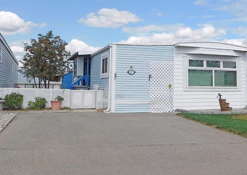 1st image of 5853 4th St W #17