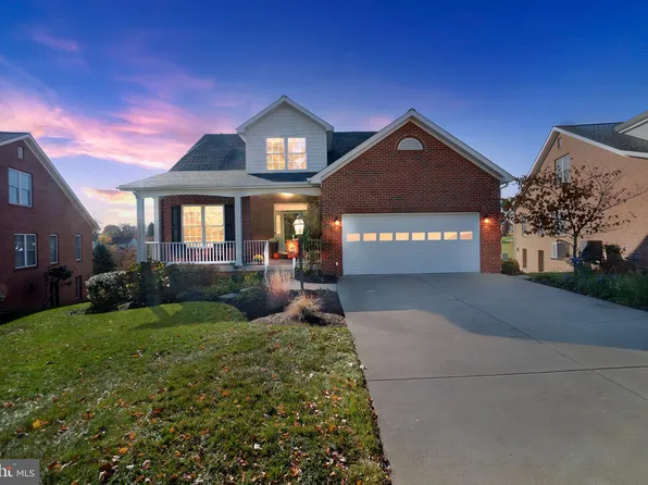 122 N View Cir, Warrenton, VA 20186