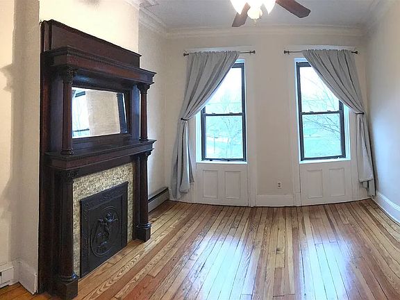 4th image of 253 8th St APT 8
