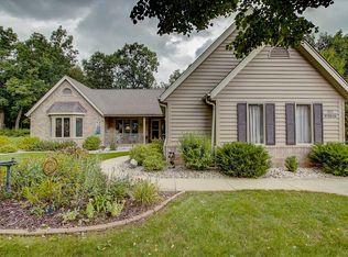 S77W19646 Sanctuary Dr, Muskego, WI 53150