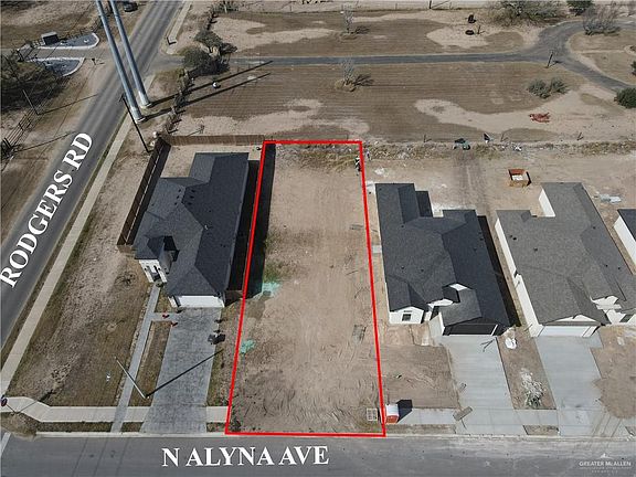 3rd image of 2805 N Alyna Ave