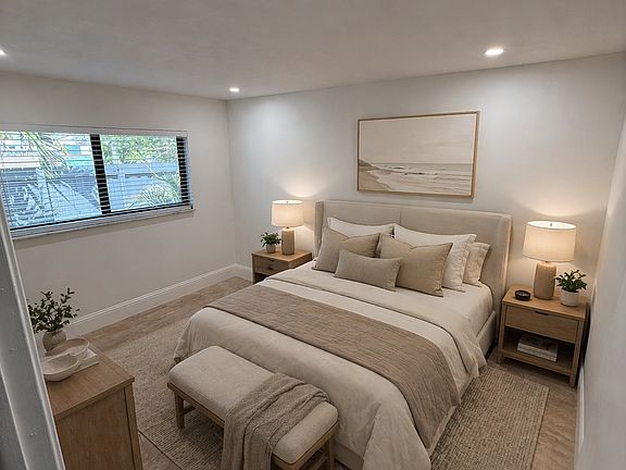 4th image of 1021 W Las Olas Blvd APT 3