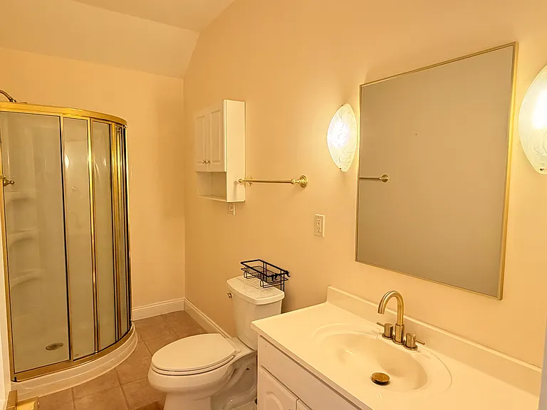18 Kirby Rd — Photo 7