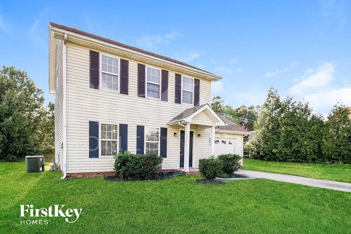 3 bed, 2.5 bath, 1344 sqft, $2,040 — Photo 3