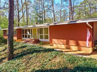 285 River Valley Rd, Atlanta, GA 30328