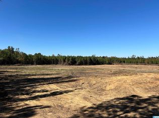 26 Dover Rd, Ohatchee, AL 36271