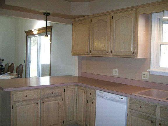 5th image of 8061 Wiseman Rd