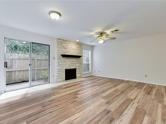 4th image of 6827 Old Quarry Ln #6827