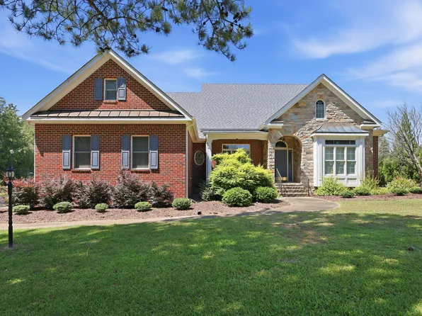 10728 Staghound Trl, Zebulon, NC 27597