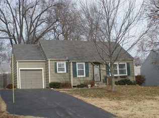 5410 W 51st St, Roeland Park, KS 66205