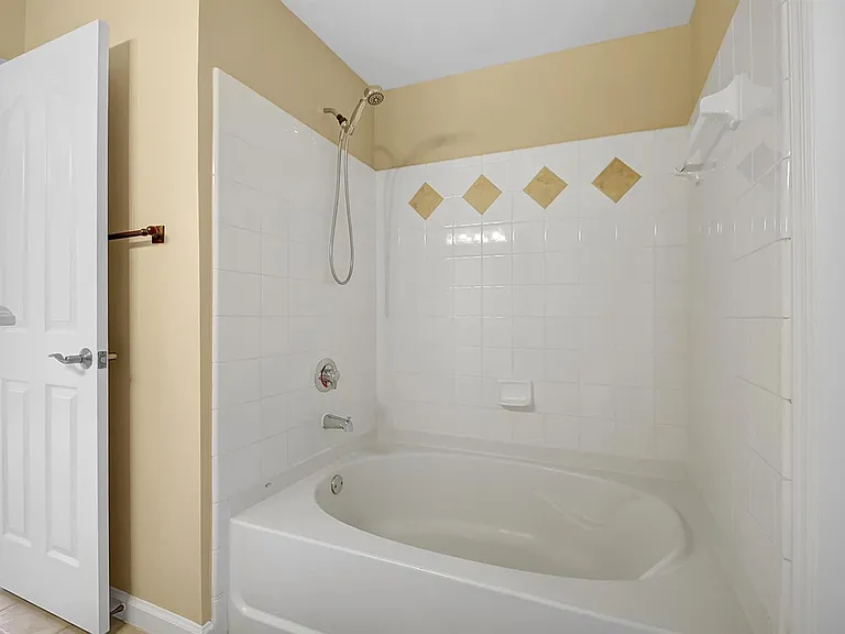 2030 Alta Meadows Ln #1208 — Photo 21