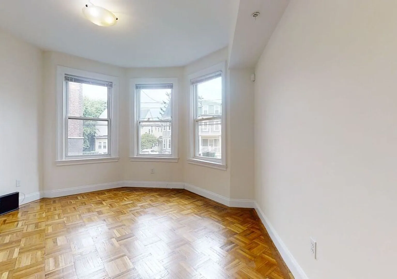 51 Ashford St — Photo 1