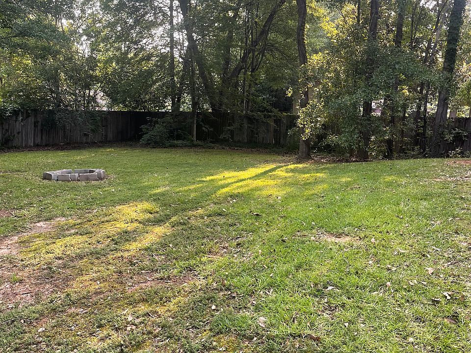 2nd image of 3705 Azalea Dr