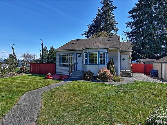 2nd image of 1014 Park Dr