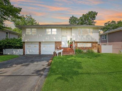 133 Iceland Drive, Huntington Station, NY, 11746