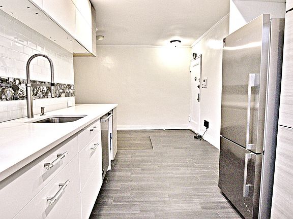 3rd image of 675 Academy St APT 6B