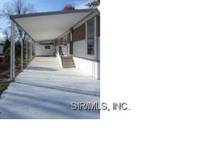 1433 Della Dr, Belleville, IL 62226