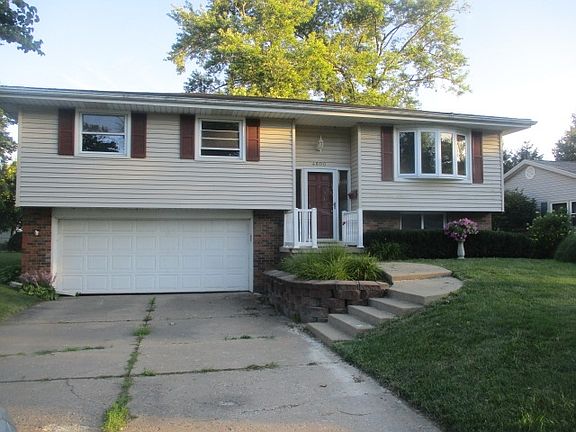 5th image of 4800 Ducharme Ave