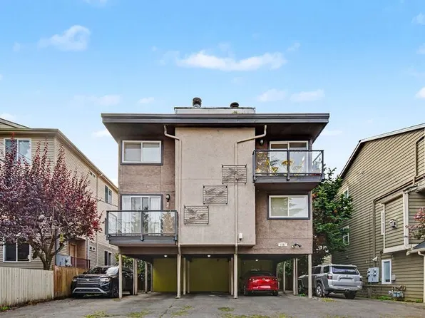 1751 NW 58th St APT 5, Seattle, WA 98107