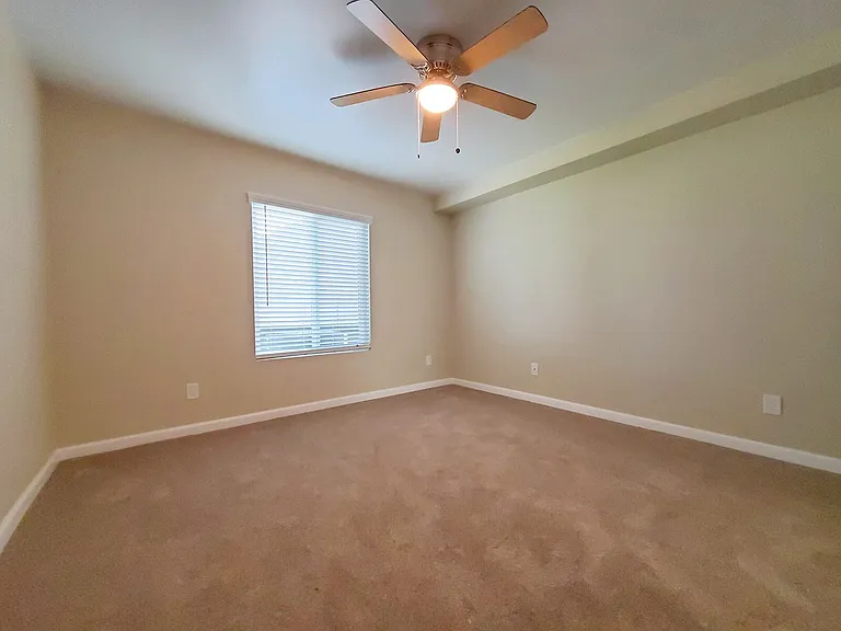 Cinnamon Woods Apartments — Photo 42