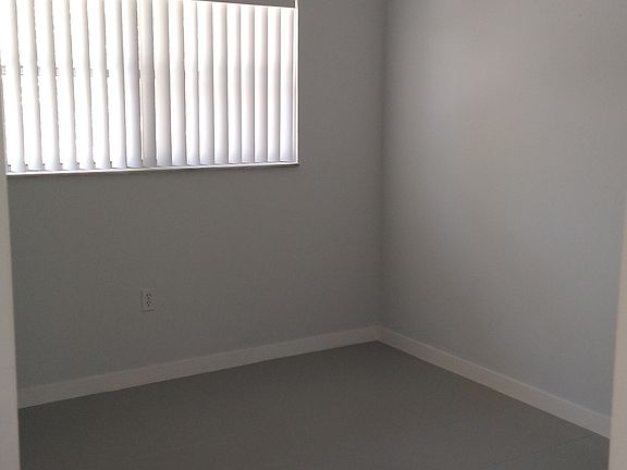 5th image of 15619 SW 73rd Circle Ter APT 1012