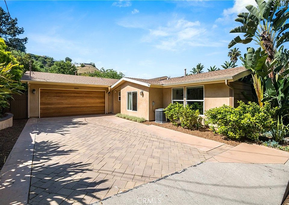 1st image of 3551 Knobhill Dr
