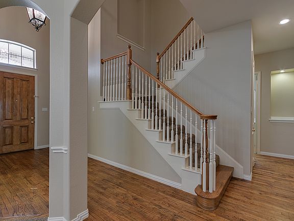 4th image of 1716 Brook Meadow Ct
