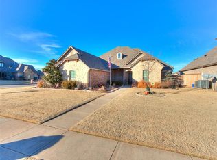 13329 NW 3rd St, Yukon, OK 73099