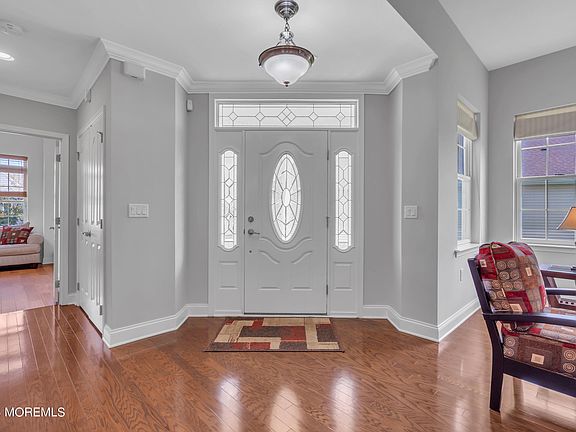 5th image of 49 Eagleswood Drive