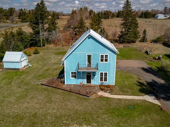 7 McKenna Dr, Saint John's Parish, PE C0A 2E0