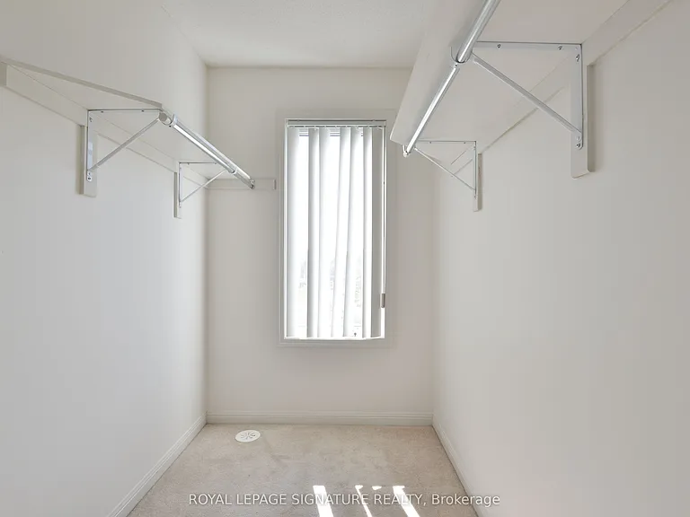 3135 Boxford Cres #6 — Photo 20
