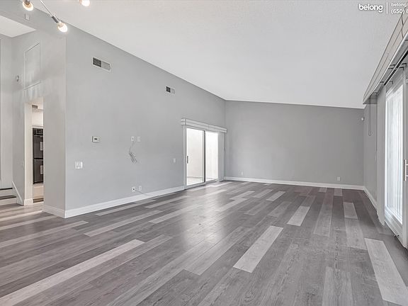 5th image of 3500 W Manchester Blvd Unit 6