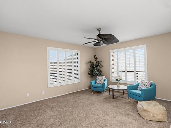 3rd image of 1735 W Isleta Avenue