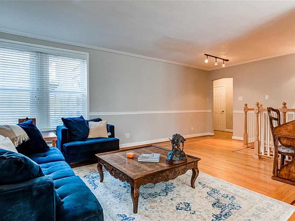 4th image of 7532 York Dr APT 1D